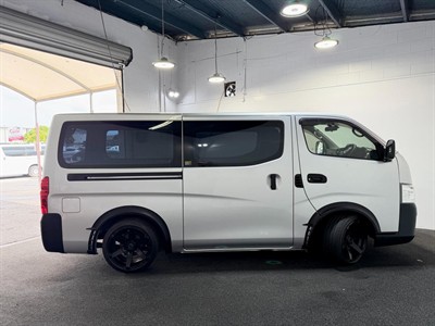 2016 Nissan Caravan - Thumbnail