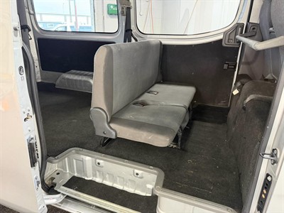 2016 Nissan Caravan - Thumbnail