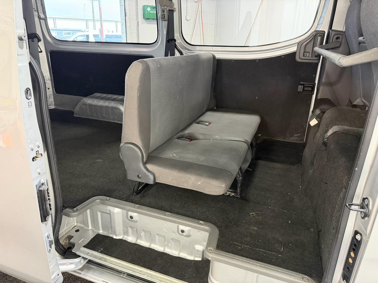 2016 Nissan Caravan