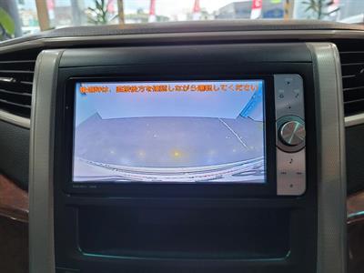 2011 Toyota Alphard - Thumbnail