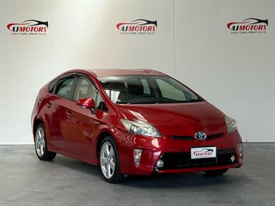 2012 Toyota Prius - Thumbnail