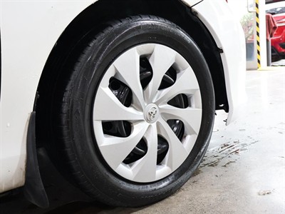 2013 Toyota Corolla - Thumbnail