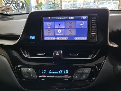 2018 Toyota C-HR - Thumbnail