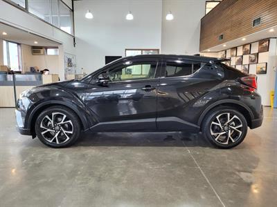 2018 Toyota C-HR - Thumbnail