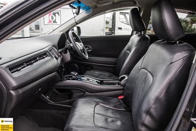 2015 Honda Vezel - Thumbnail