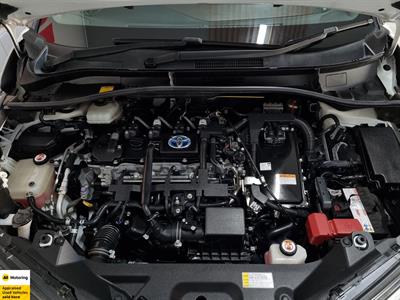 2017 Toyota C-HR - Thumbnail