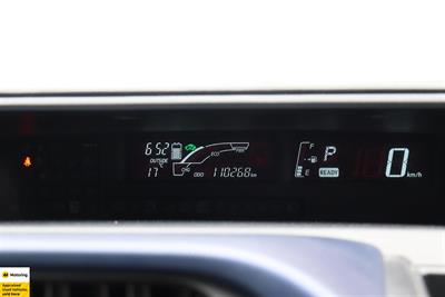 2016 Toyota Aqua - Thumbnail