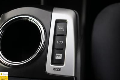2013 Toyota Prius - Thumbnail