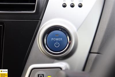 2013 Toyota Prius - Thumbnail