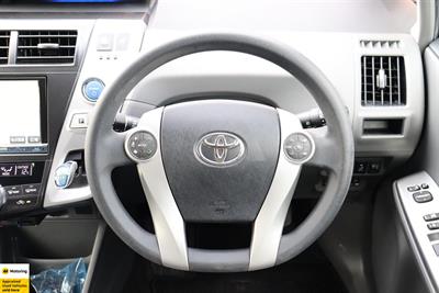 2013 Toyota Prius - Thumbnail