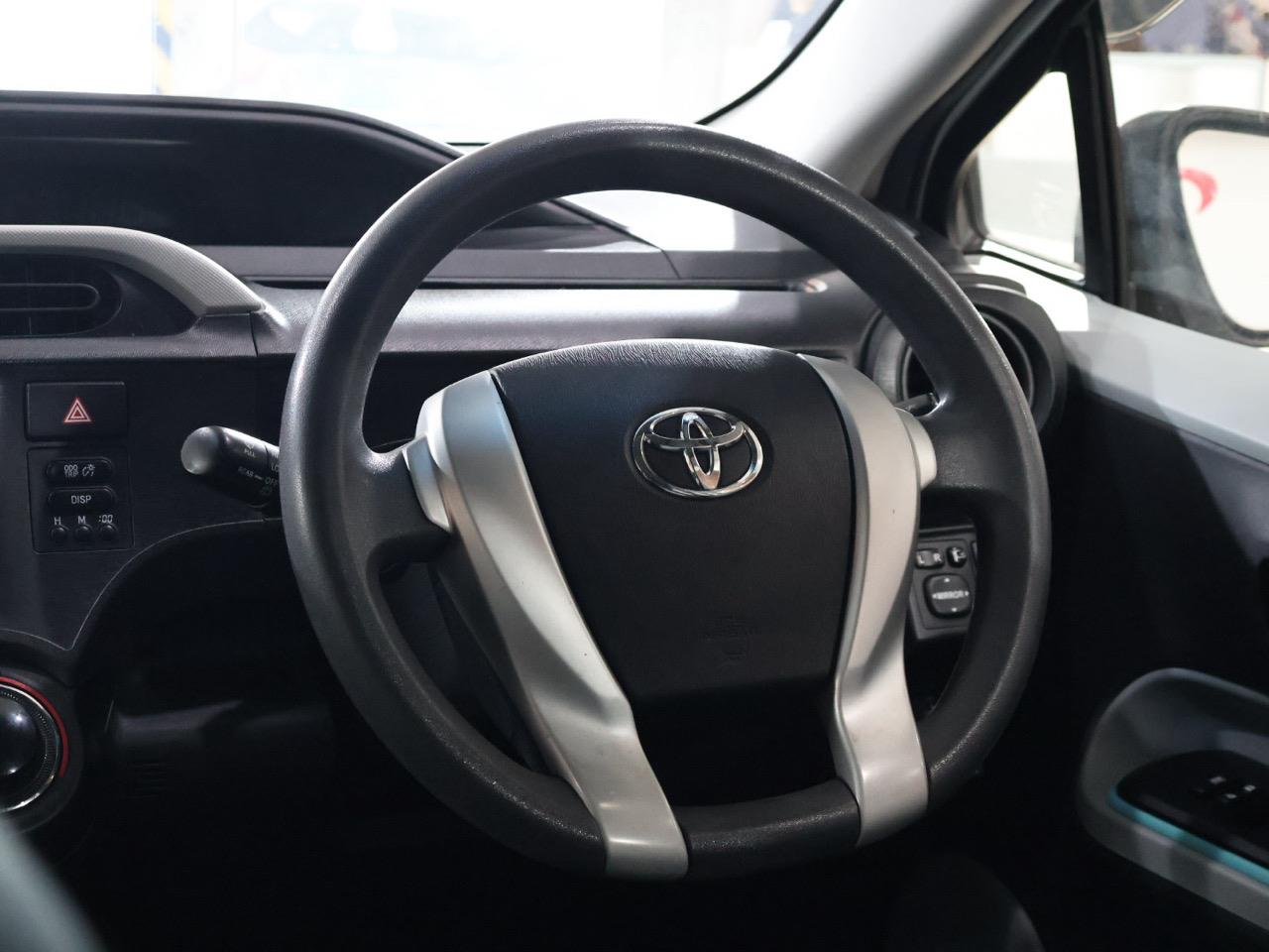 2013 Toyota Aqua
