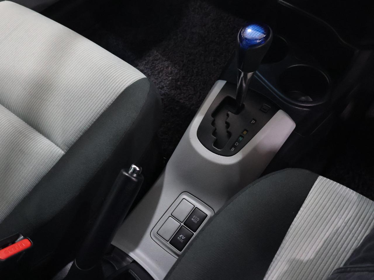 2013 Toyota Aqua