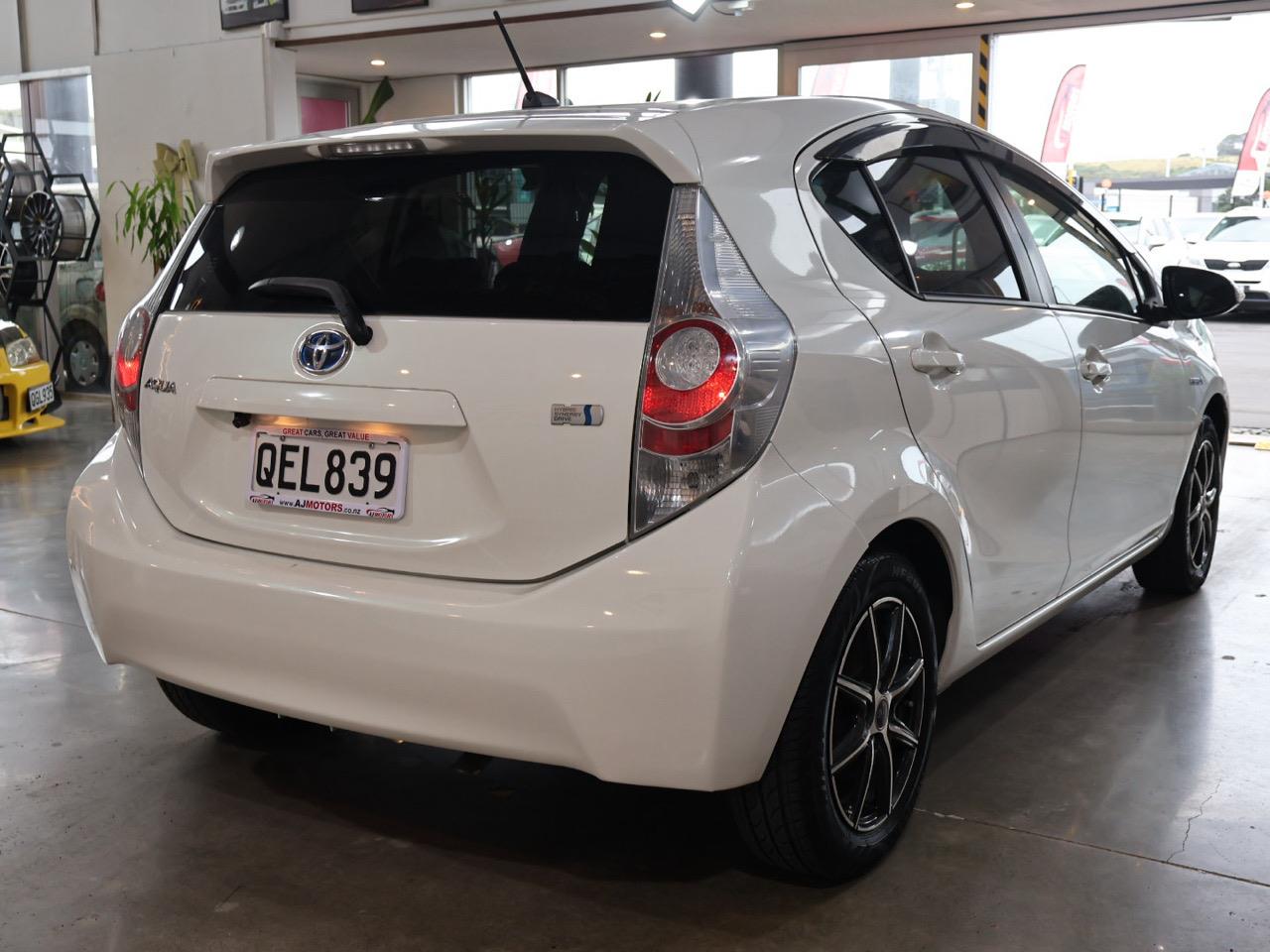2013 Toyota Aqua