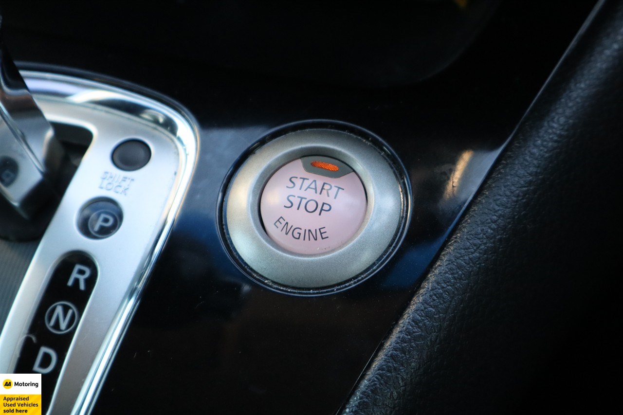 2015 Nissan Serena