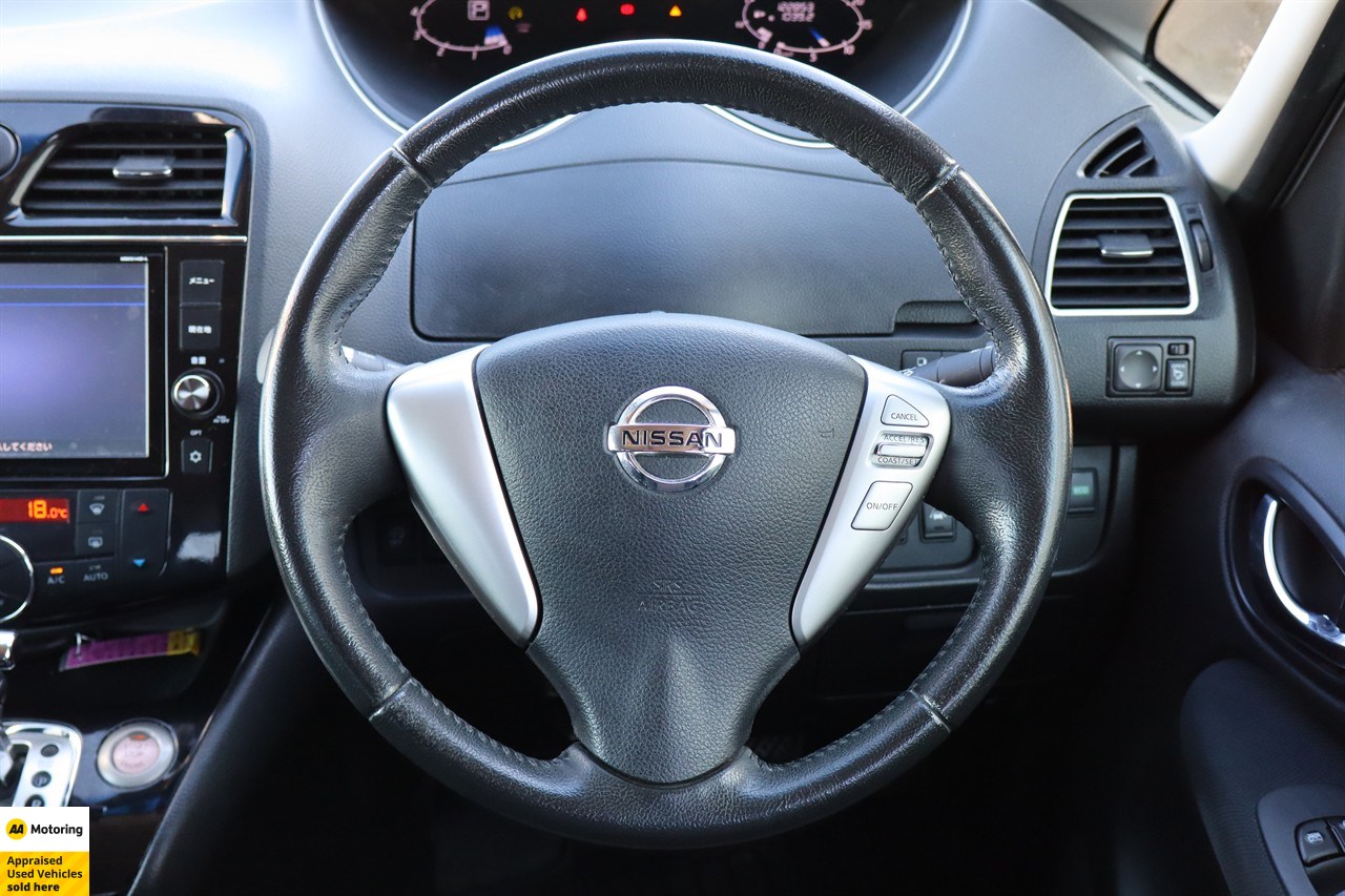 2015 Nissan Serena