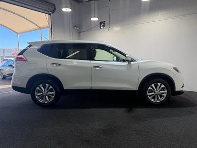 2015 Nissan X-Trail - Thumbnail