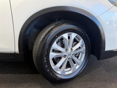 2015 Nissan X-Trail - Thumbnail