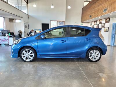 2012 Toyota Aqua - Thumbnail