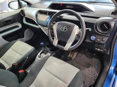 2012 Toyota Aqua - Thumbnail