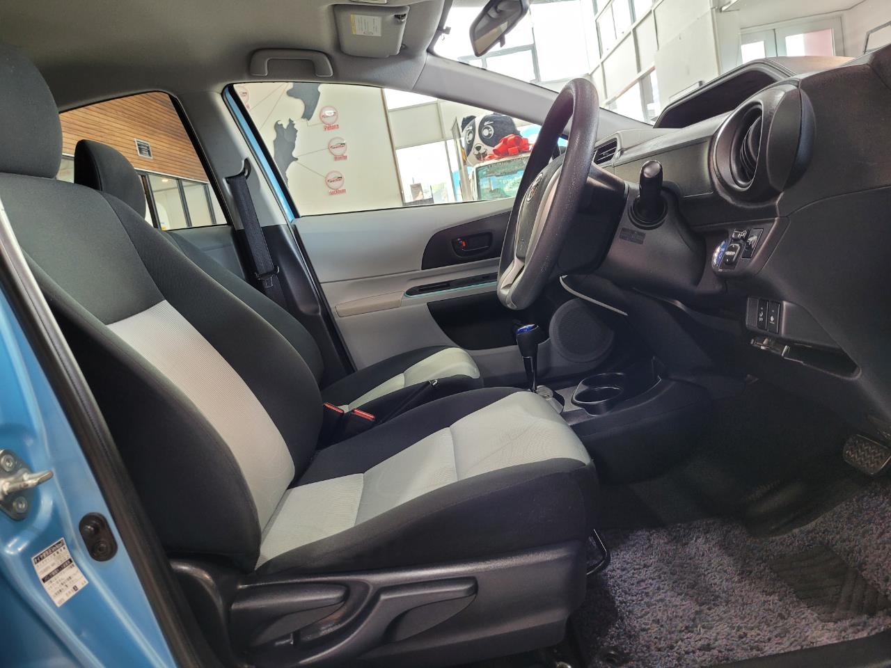 2012 Toyota Aqua