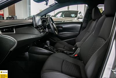 2020 Toyota Corolla - Thumbnail