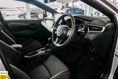 2020 Toyota Corolla - Thumbnail