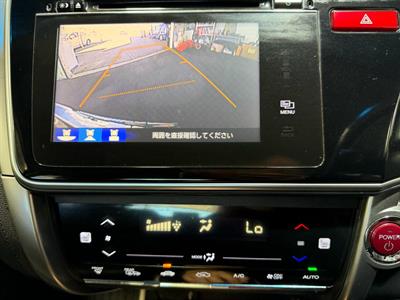 2015 Honda Grace - Thumbnail