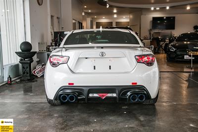 2016 Toyota 86 - Thumbnail