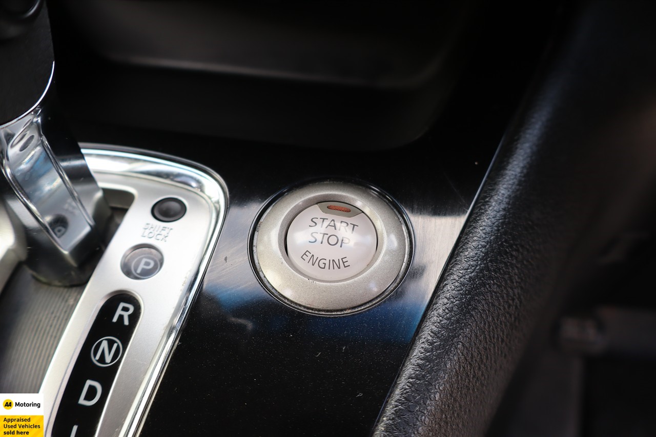 2015 Nissan Serena