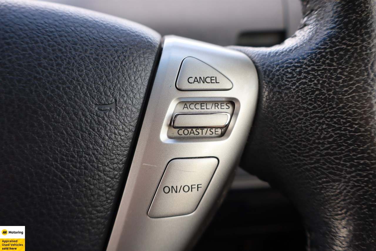 2015 Nissan Serena