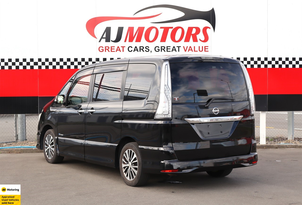 2015 Nissan Serena