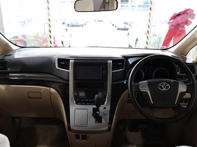 2014 Toyota Alphard - Thumbnail