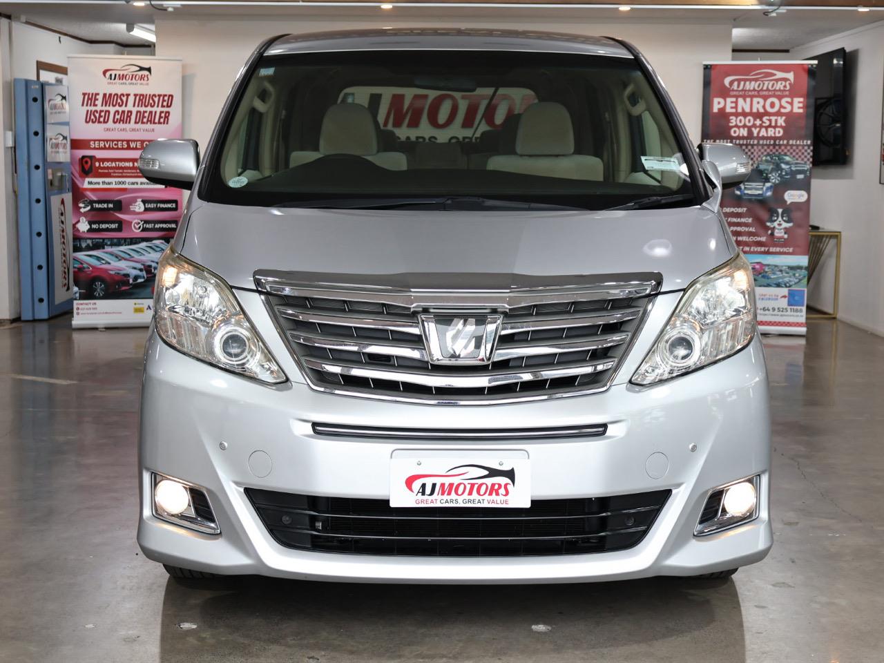 2014 Toyota Alphard