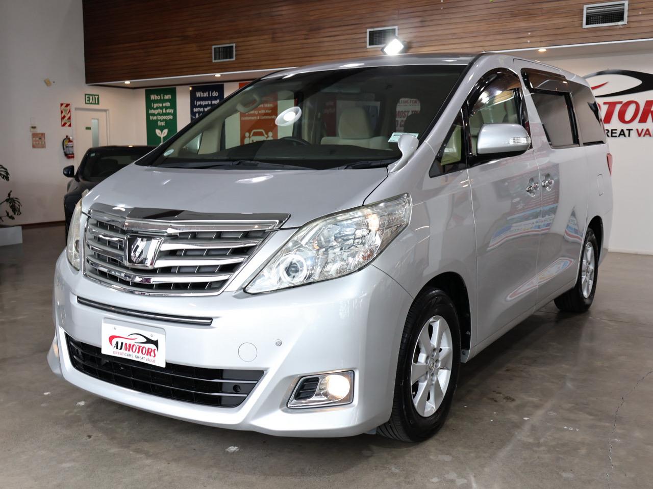 2014 Toyota Alphard