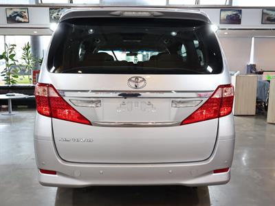 2014 Toyota Alphard - Thumbnail