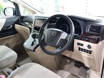 2014 Toyota Alphard - Thumbnail