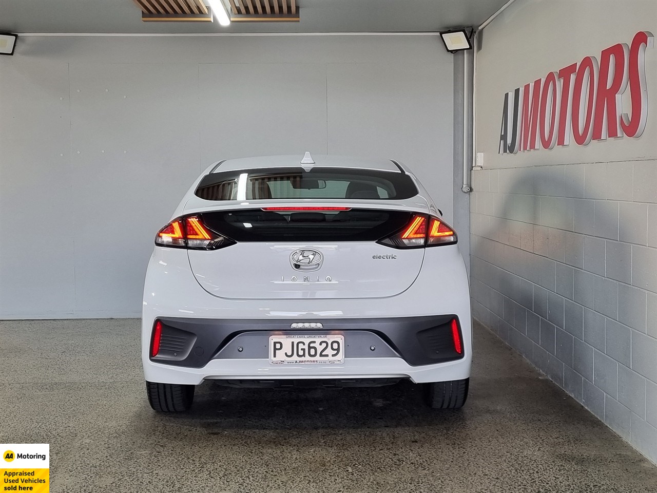 2022 Hyundai IONIQ