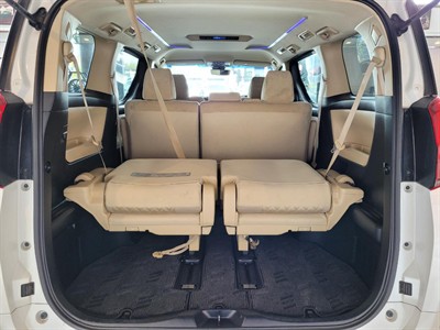 2019 Toyota Alphard - Thumbnail