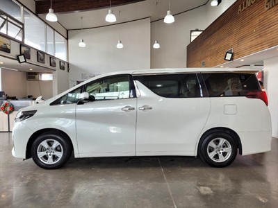 2019 Toyota Alphard - Thumbnail