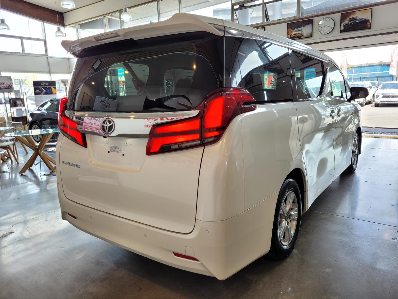 2019 Toyota Alphard