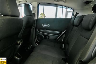 2015 Honda Vezel - Thumbnail