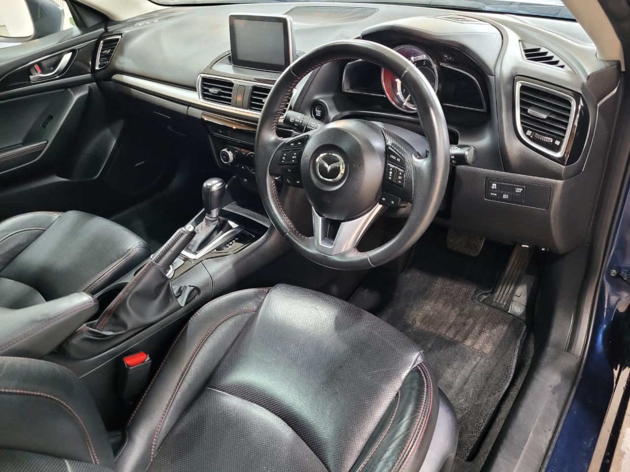 2014 Mazda Axela
