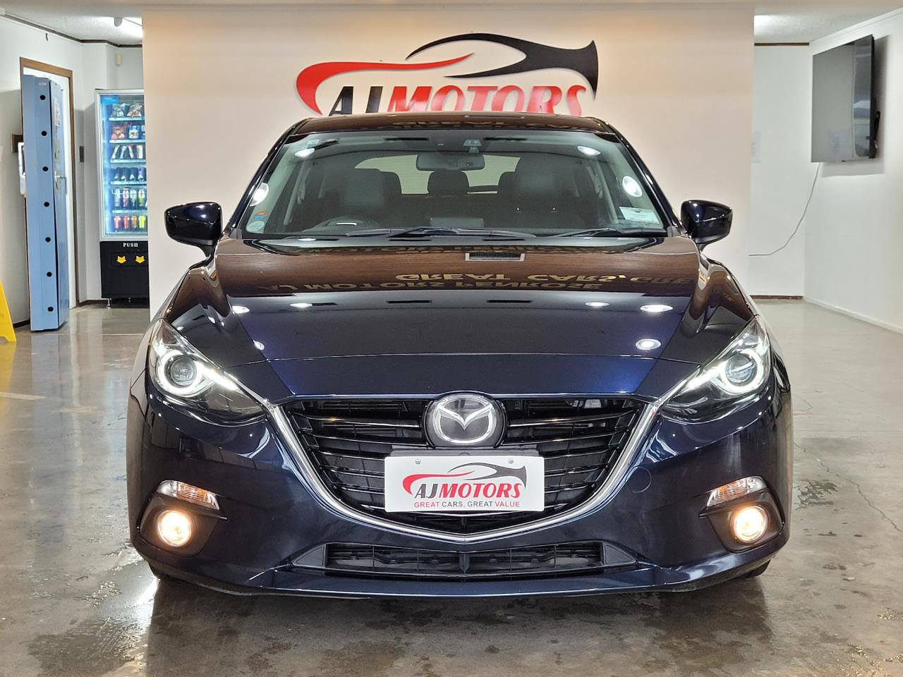 2014 Mazda Axela