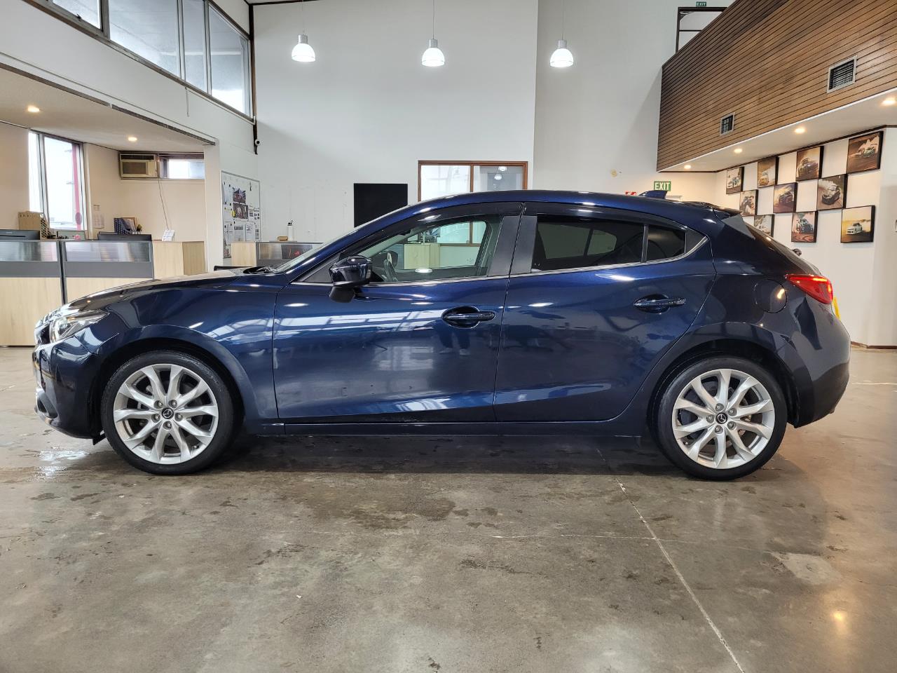 2014 Mazda Axela