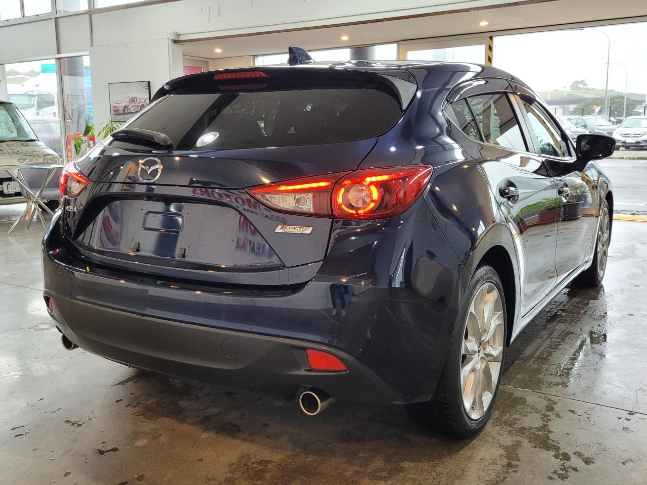 2014 Mazda Axela
