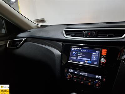 2015 Nissan X-Trail - Thumbnail