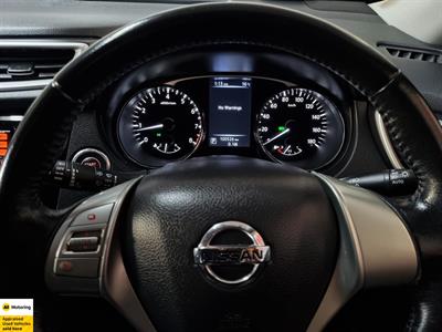 2015 Nissan X-Trail - Thumbnail