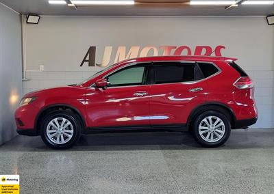 2015 Nissan X-Trail - Thumbnail