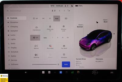 2022 Tesla Model Y - Thumbnail