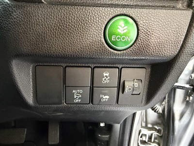 2016 Honda Fit - Thumbnail